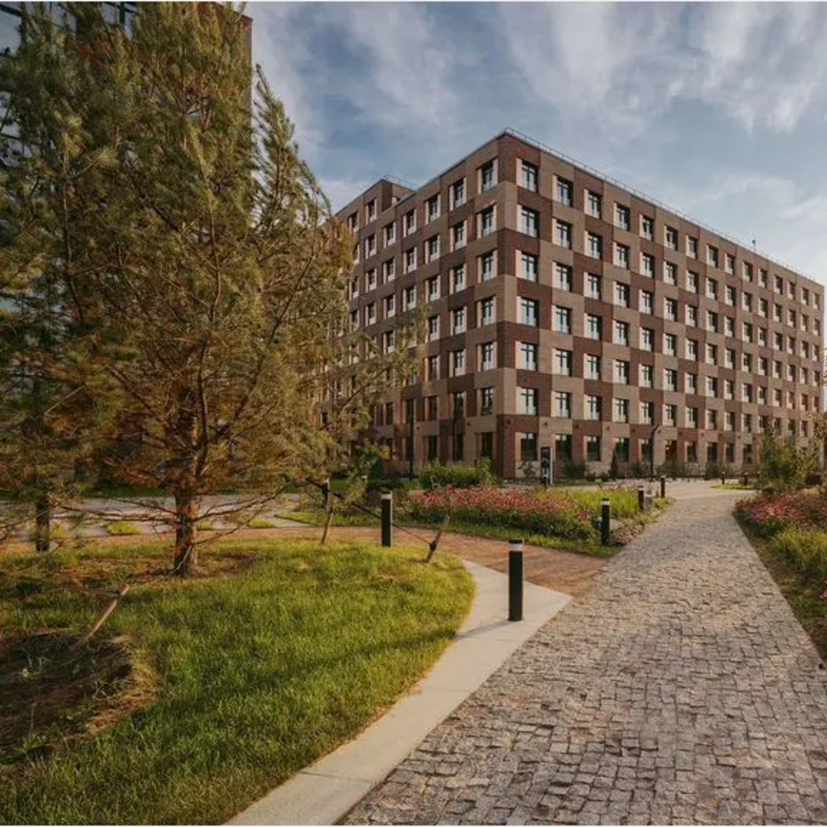 4-к. квартира, 178,8 м², 1/9 эт.